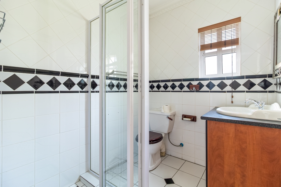 4 Bedroom Property for Sale in Zevendal Western Cape